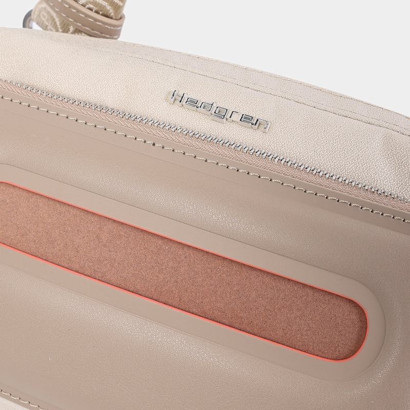 Beige Women's Hedgren Americano Belt Bags | MQU2279LE