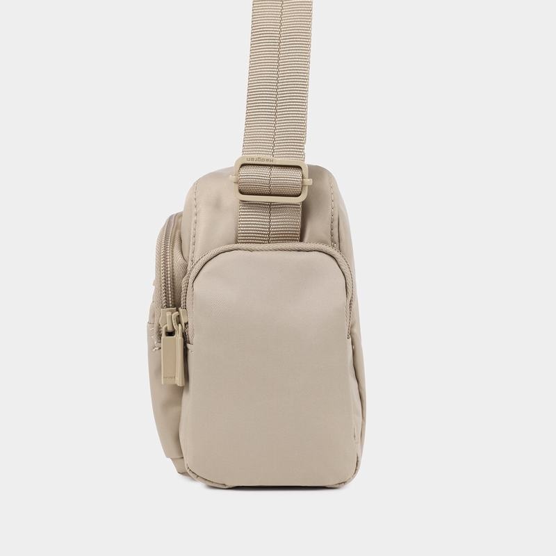 Beige Women's Hedgren Emily Crossbody Bags | EAY3510BT