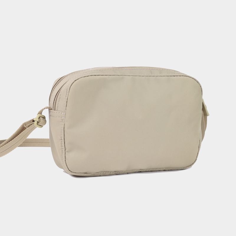 Beige Women's Hedgren Maia Crossbody Bags | WLL1559CQ