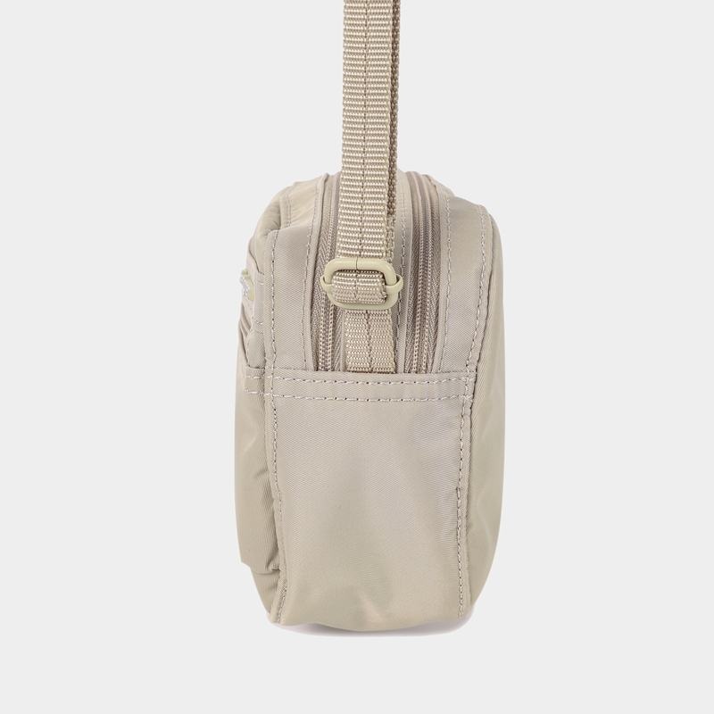 Beige Women's Hedgren Maia Crossbody Bags | WLL1559CQ