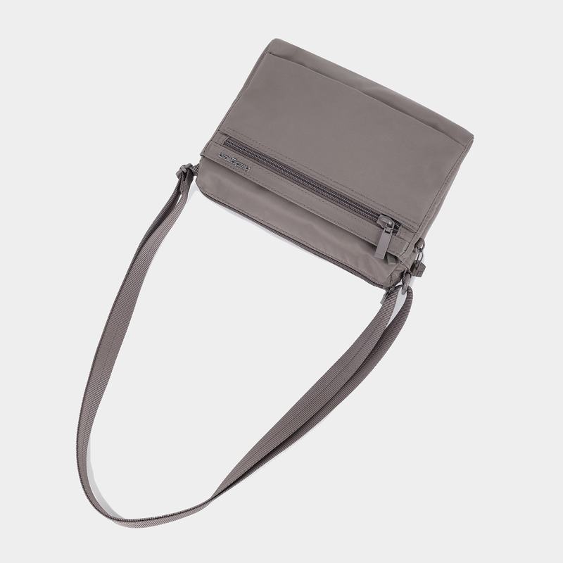 Grey Brown Women's Hedgren Eye Shoulder Bags | URL9043JV