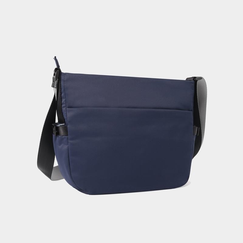 Navy Women's Hedgren Milky Way Crossbody Bags | NDL7476DJ